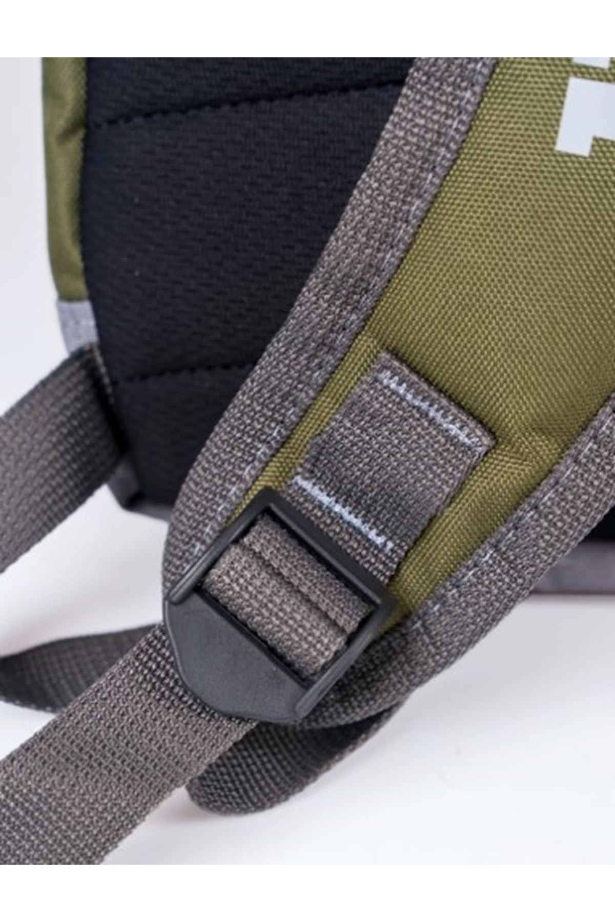 WİLSON TOUR SIRT ÇANTASI 20 LT.